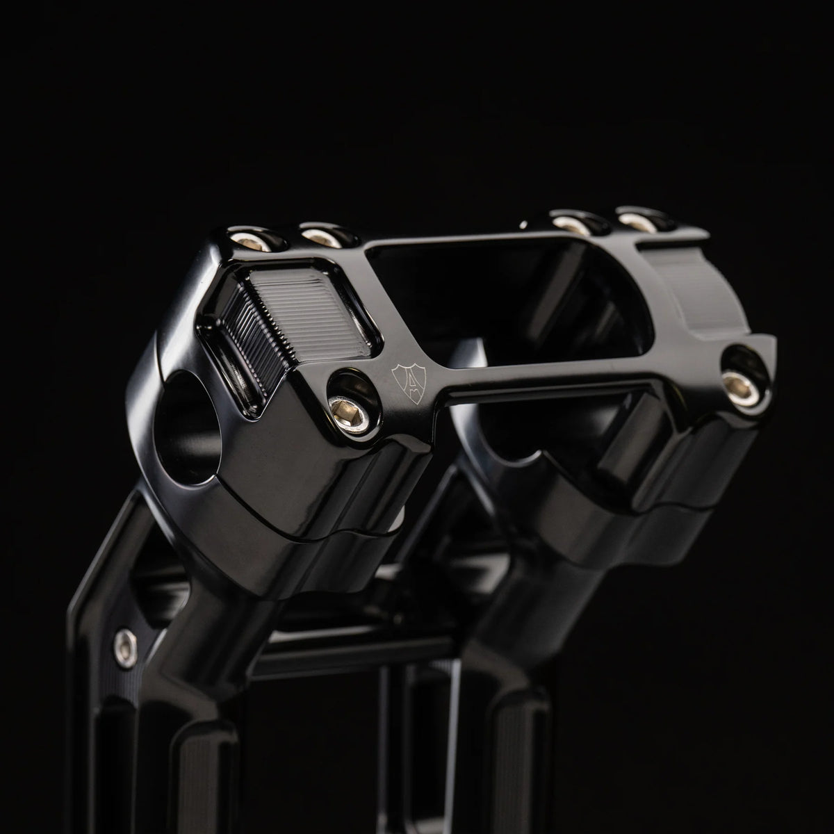 Method® 10" Softail Risers, Black